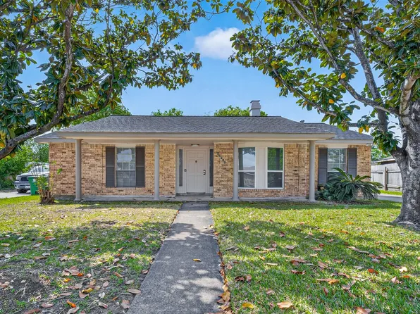 12711 Shannon Hills Dr, Houston, TX 77099