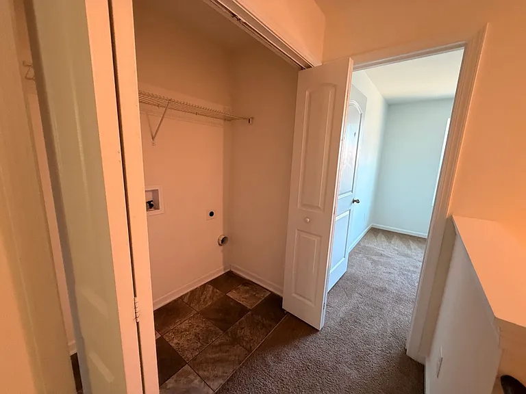 948 Brentwood Park Ln — Photo 28