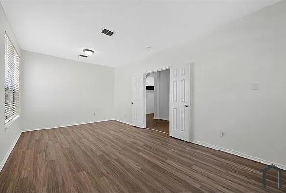 1009 Youkum Ct — Photo 7