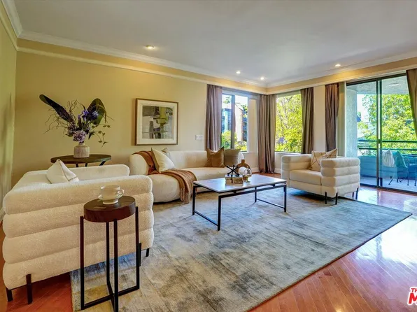 4752 Park Encino Ln Unit 212, Encino, CA 91436