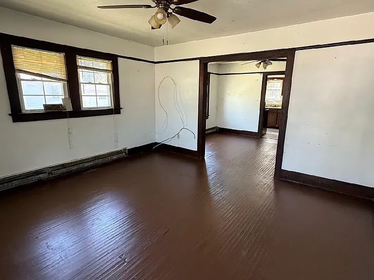 1237 E Johns Ave — Photo 4