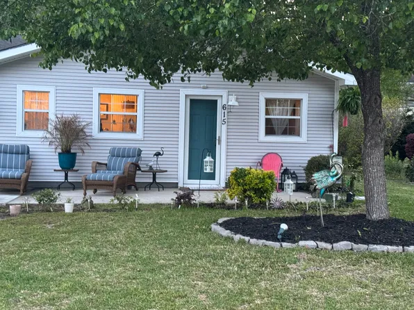 615 15th Ave S, Surfside Beach, SC 29575