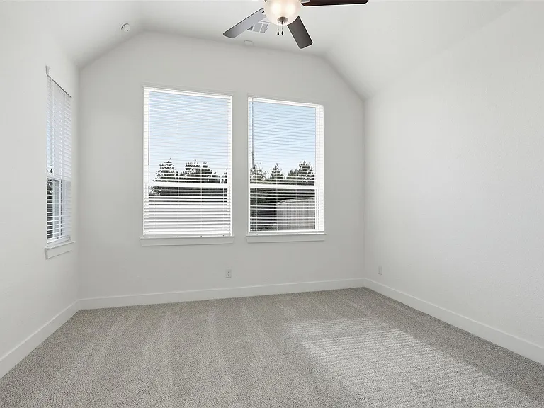 12770 Grayson County Dr — Photo 15