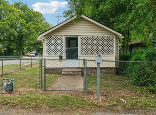 800 E 12th St, Claremore, OK 74017
