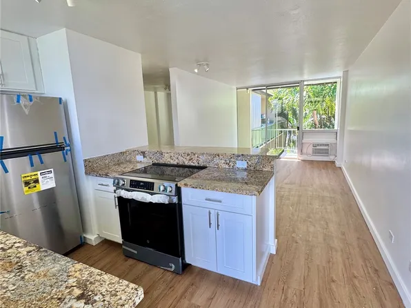 1505 Kewalo St APT 303B, Honolulu, HI 96822