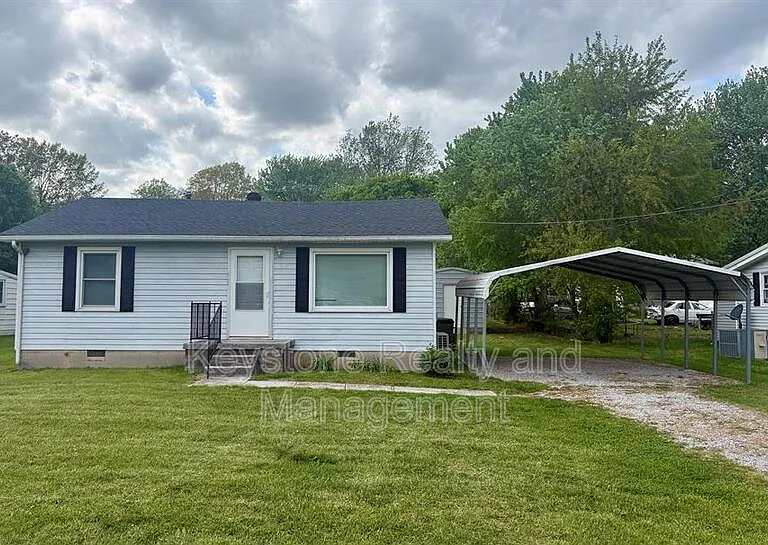 624 Vass Ln — Photo 2