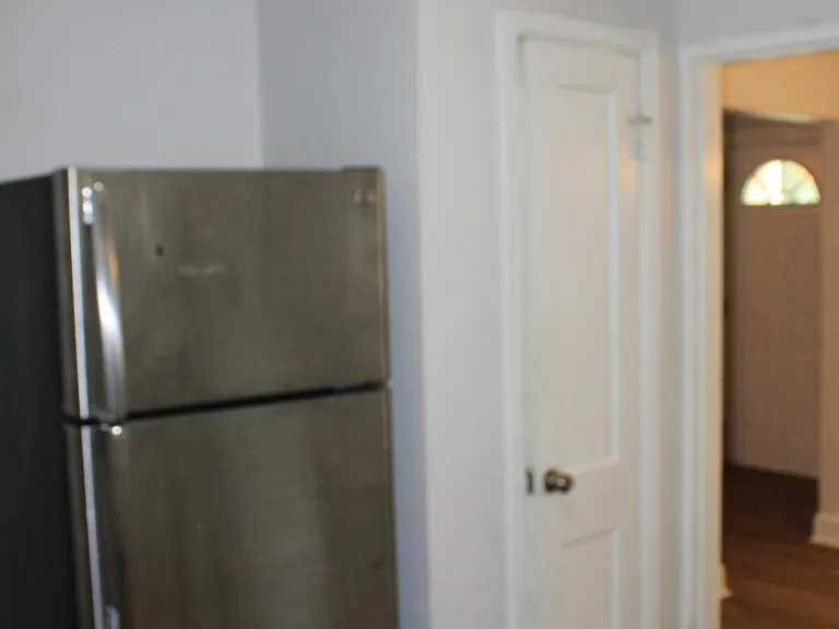 2355 Devere St — Photo 15