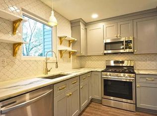 405 Wedgewood Way, Sandy Springs, GA 30350