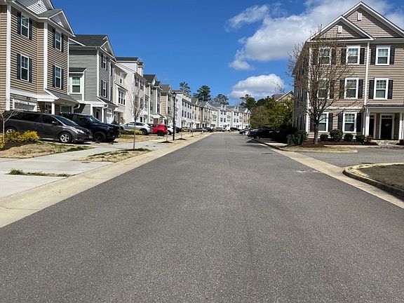 4th image of 803 Prosperity Ct
