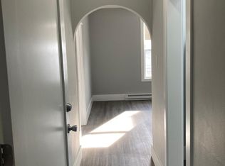 239 2nd Ave NE APT 3, Valley City, ND 58072