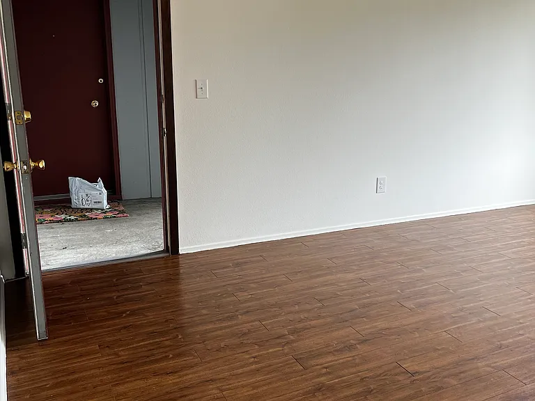 5309 SE 17th Ave — Photo 5