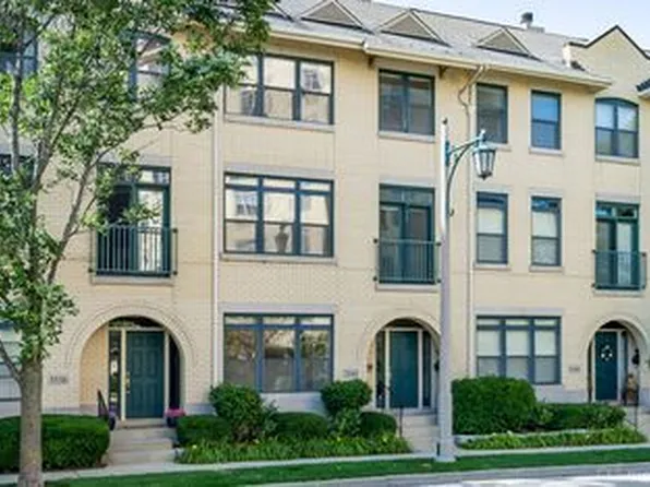 3544 Patten Rd, Highland Park, IL 60035