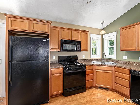 3rd image of 7344 Alycia Dr