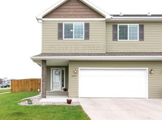 4297 Auburn Ave S, Fargo, ND 58104