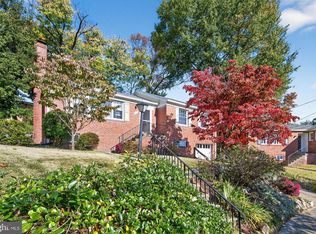 402 Hinsdale Ct, Silver Spring, MD 20901