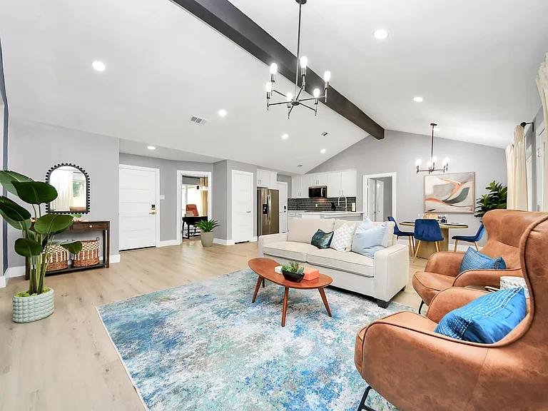 Falcon Meadow Dr — Photo 27