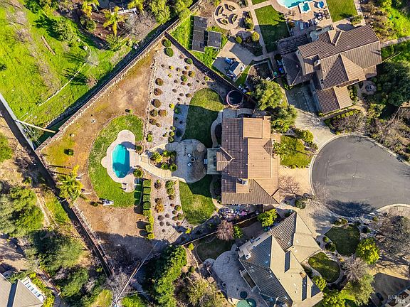 3rd image of 5242 Deer Ridge Court