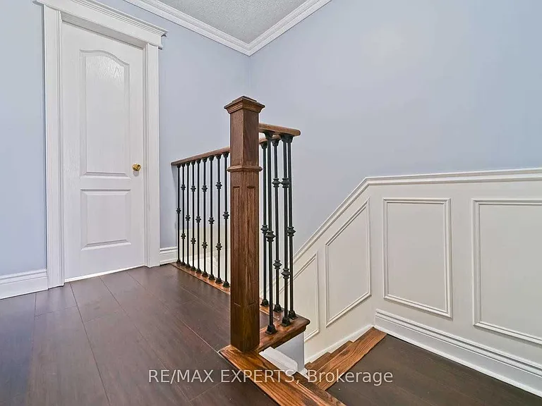 357 Brisdale Dr — Photo 13