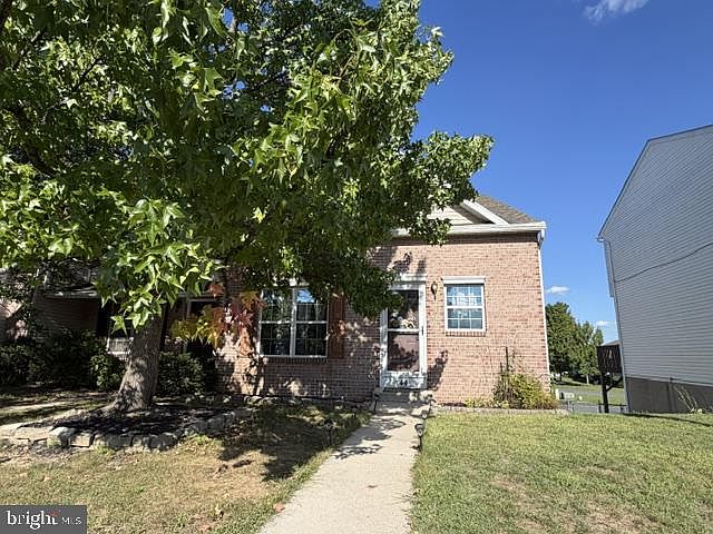 1st image of 44 Tory Cir