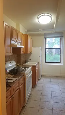 Rented by Aidonis Realty | media 1