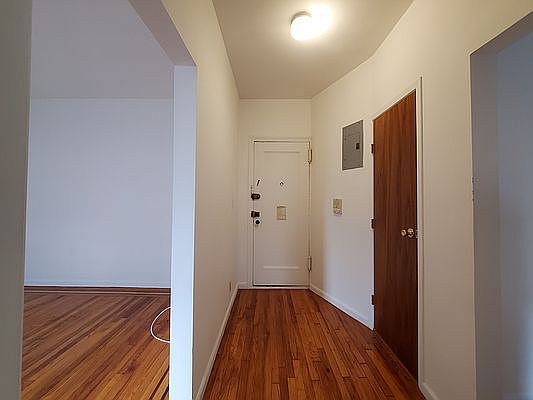 4th image of 34-06 34th St #2D