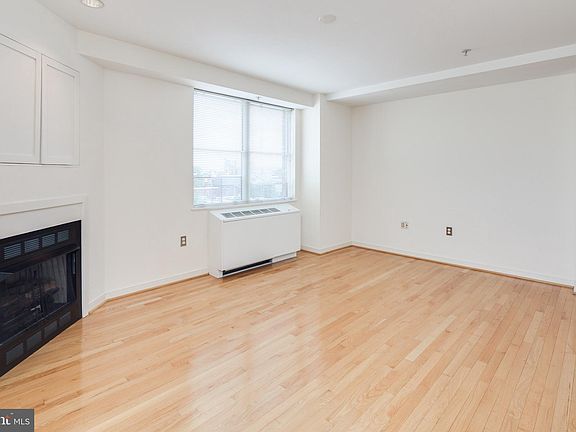 5th image of 815 King St APT 6D