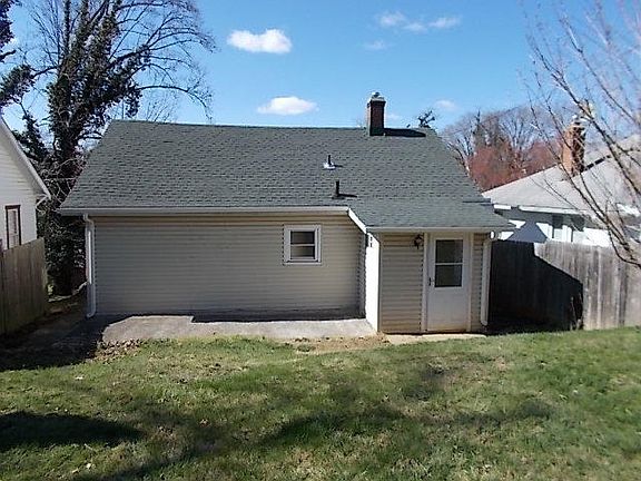5th image of 1338 Buena Vista Blvd SE