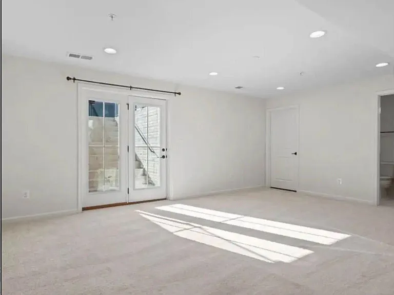 2321 Sweet Pepperbrush Loop — Photo 2
