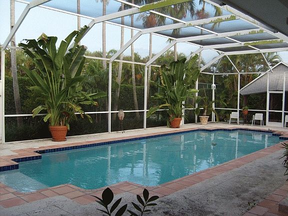 Screened Pool