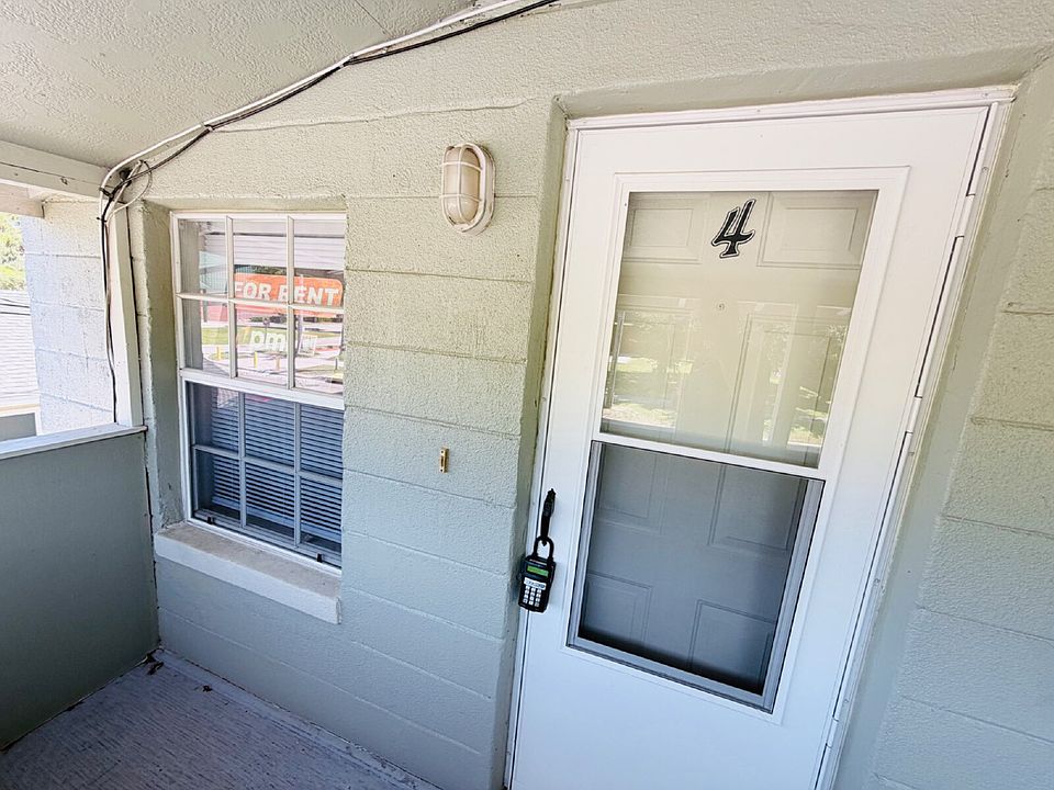 1st image of 1002 Avenue E APT 4