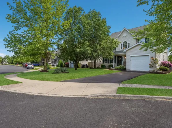 1120 Liberty Ct, Quakertown, PA 18951