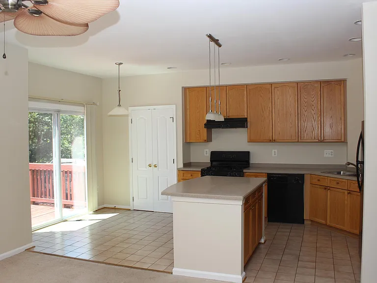 1729 Stuart Pointe Ln — Photo 11