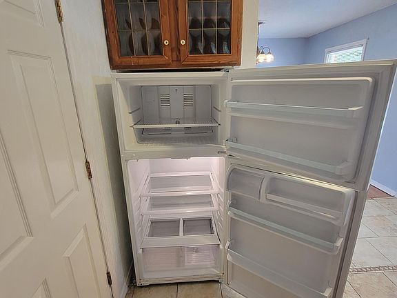 5th image of 1206 NW Carroll Dr