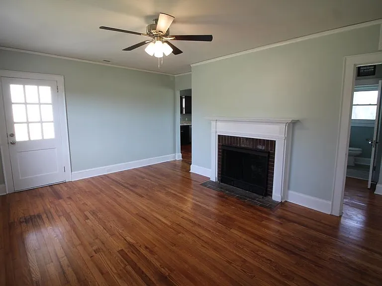 2145 Monroe St — Photo 6