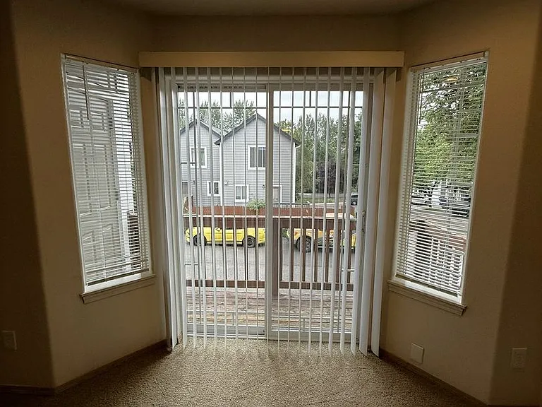 4466 NE Nicholson Loop — Photo 9