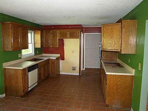 2nd image of 5570 Farm House Ln