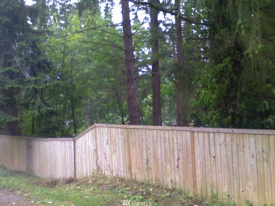 2nd image of 12624 164th NE