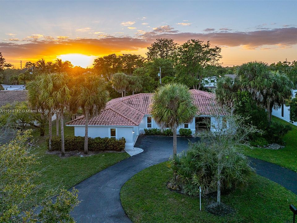 1st image of 14530 Pompano Dr