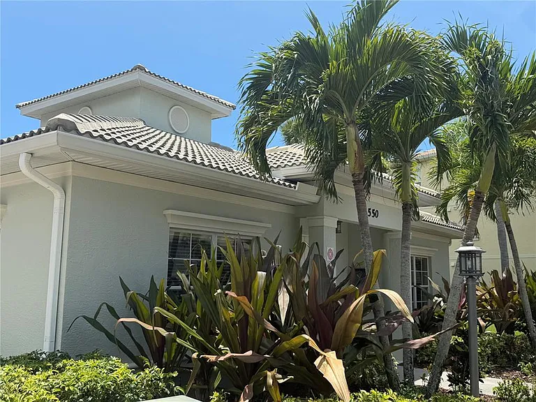 600 Gardens Edge Dr #633 — Photo 31