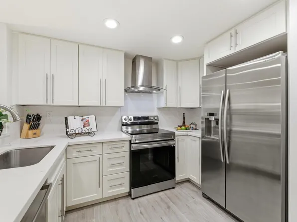 32 Cherry Crest Ln, San Jose, CA 95136