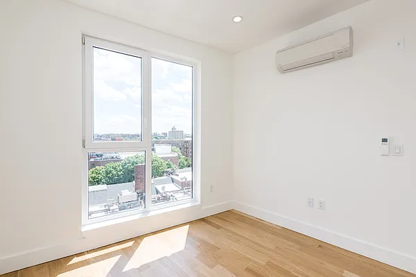 Rented by Nooklyn NYC LLC | media 29