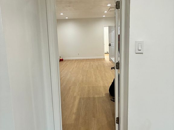 4th image of 4220 Herkimer Pl