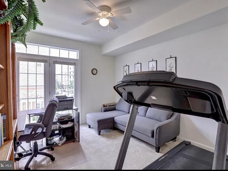 13728 Atlantis St #7L — Photo 5