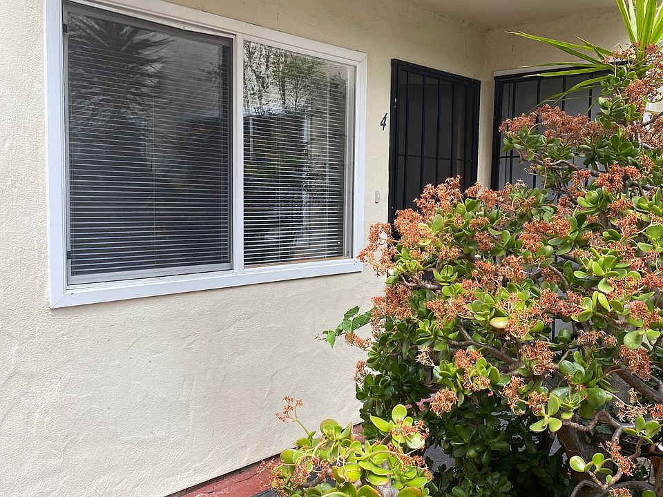 1st image of 1728 Diamond St APT 4