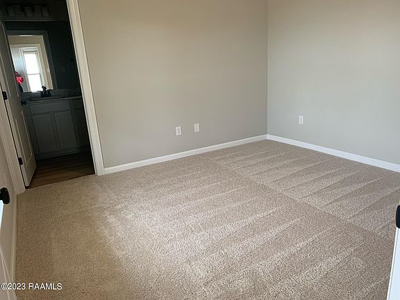 4th image of 7412 Seven Oaks Cir
