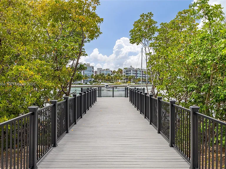 1800 Sunset Harbour Dr #1102/4 — Photo 60