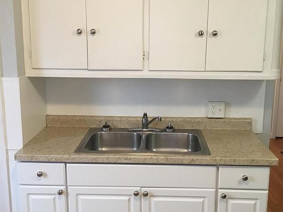 4th image of 4106 Huron St