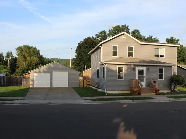 808 Magee St, Watkins Glen, NY 14891