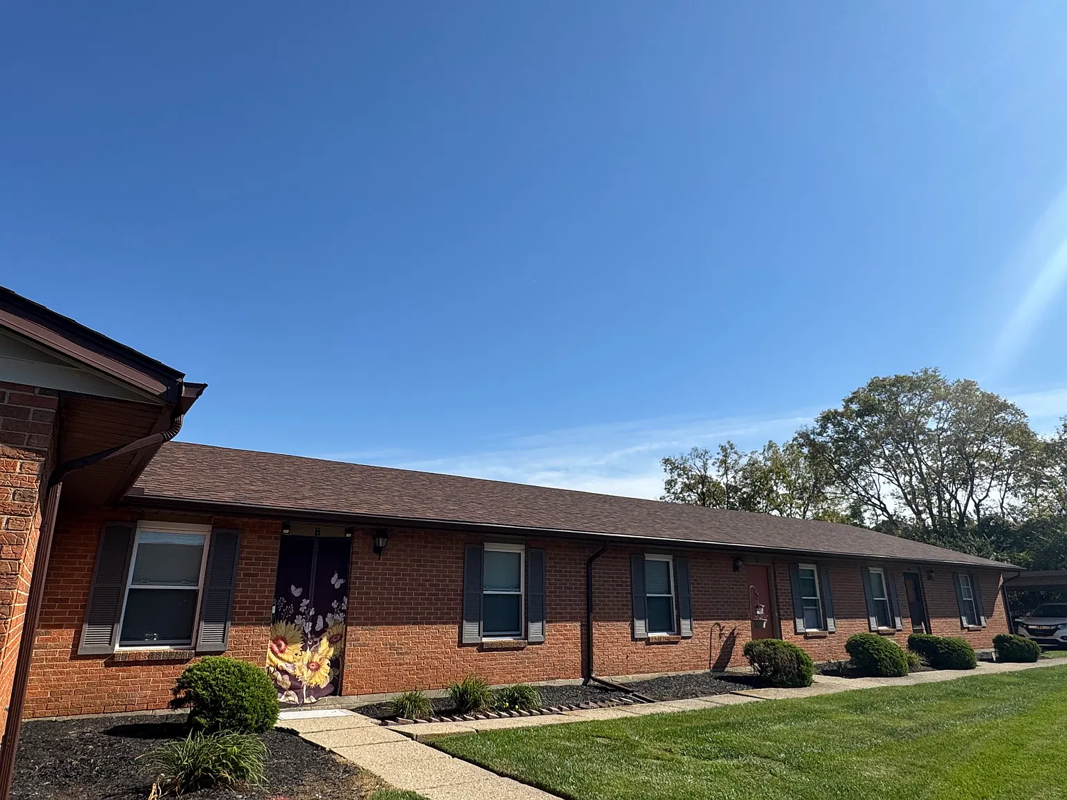 786 Royal Ridge Dr — Photo 4