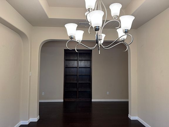 3rd image of 103 Saratoga Dr